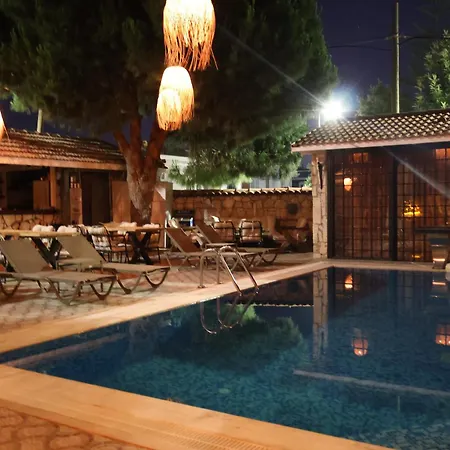 ホテル Ala Alacati *