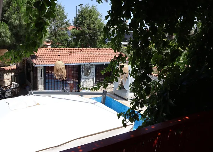 Ala Alacati Ξενοδοχείο *